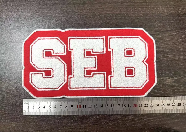 Chenille lettering with felt border